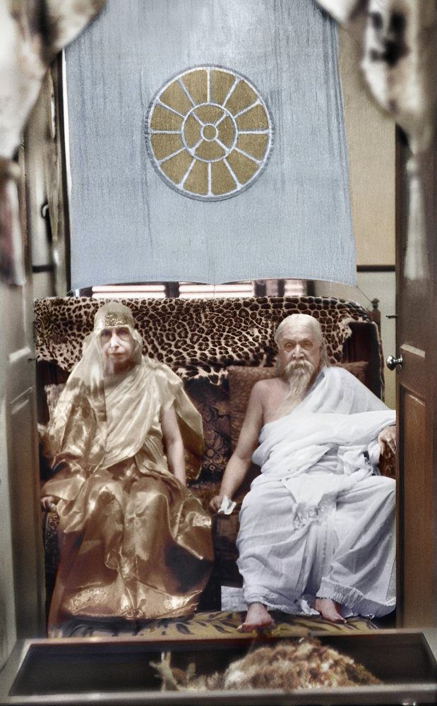 Touch of The Mother & Sri Aurobindo 